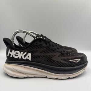 Hoka One One Clifton 9 Womens Size 7.5B Black Running Shoe Sneakers 1127896 BWHT